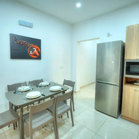 Charming 2 Bedroom Near Sliema Seafront Ybon1-1